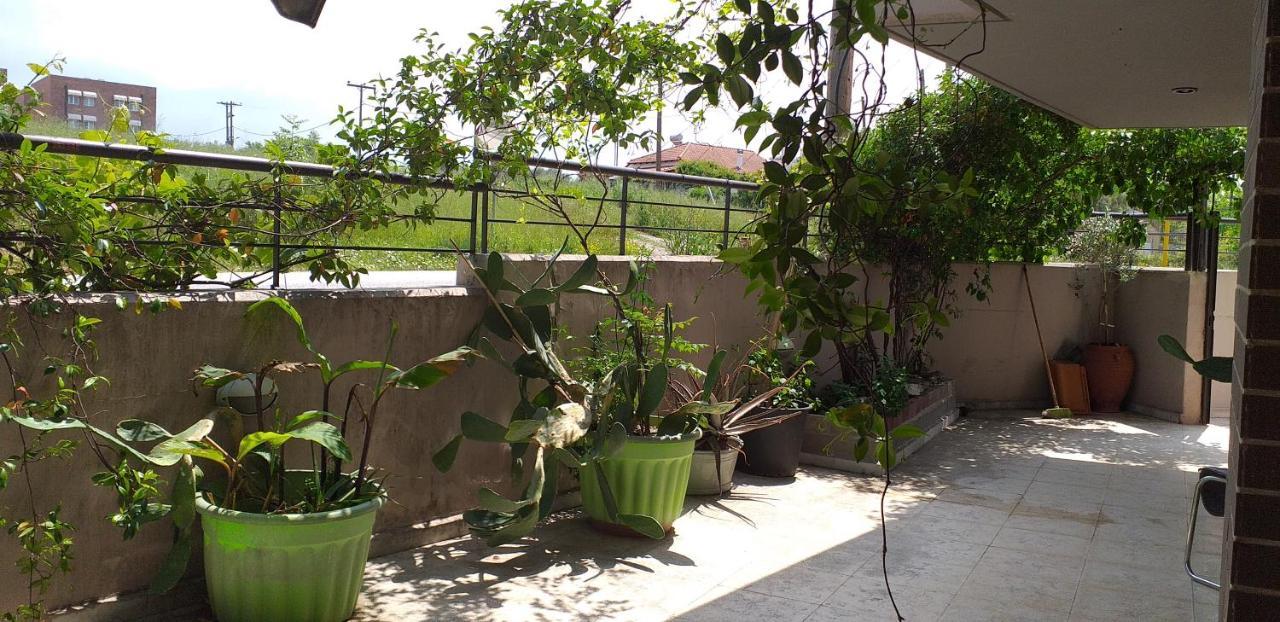 Stella'S Jasmine Apartment Tesalonika Bagian luar foto