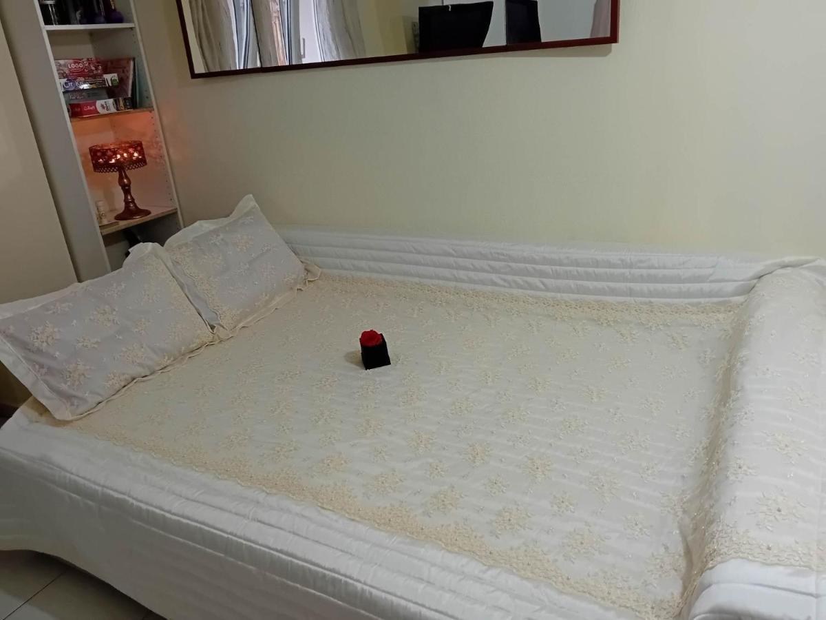 Stella'S Jasmine Apartment Tesalonika Bagian luar foto